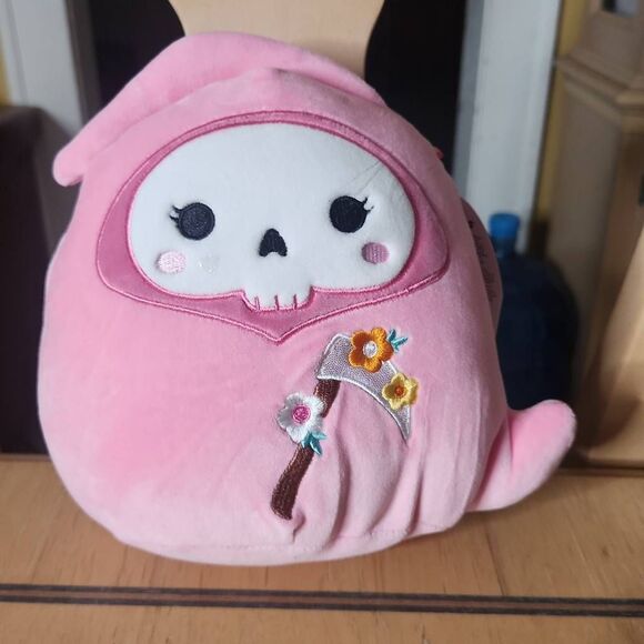 Squishmallow HAlloween Persephone pink grim reaper 7"plush - Picture 1 of 3